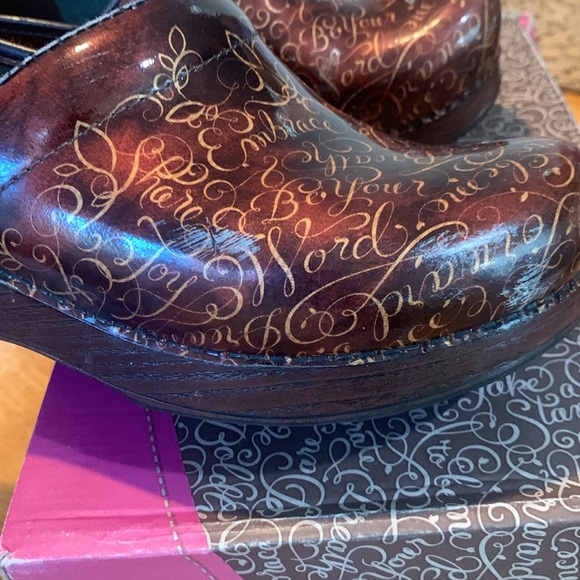 Ladies Dansko Proffesional 20th Anniversary edition clogs. - Picture 11 of 14